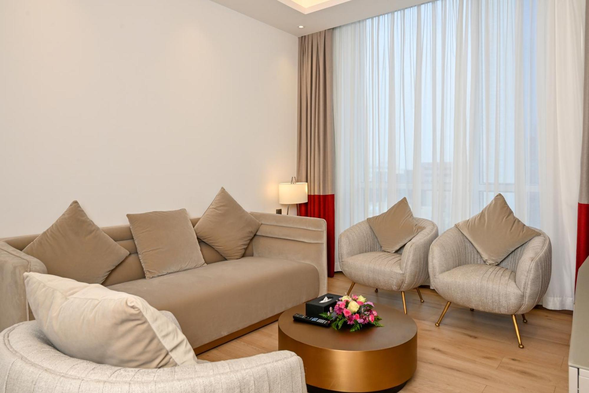 Comfort Hotel Riyadh Olaya Exterior foto